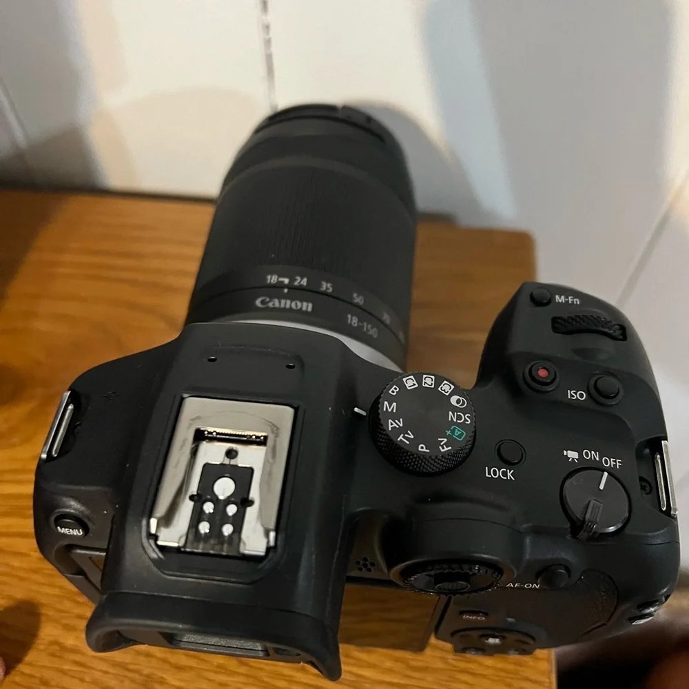 Canon eos r7